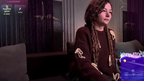 Snapshot of ishtardivine chatting on January 13, 4:29 am Ishtar online show from January 13, 4:29 am