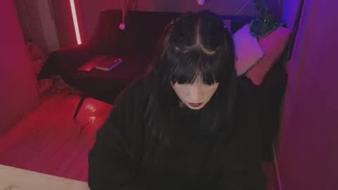 Snapshot of isis_diosa chatting on December 17, 3:12 am Ana Maria online show from December 17, 3:12 am