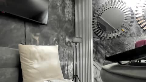 Snapshot of isisblakee chatting on September 20, 5:58 pm Isis online show from September 20, 5:58 pm