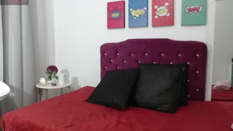 Snapshot of isla_rosess chatting on September 24, 1:25 pm isla_rosess online show from September 24, 1:25 pm