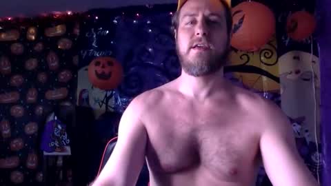 Snapshot of islanddudehawaii chatting on November 5, 11:27 pm IslandDudeHawaii online show from November 5, 11:27 pm