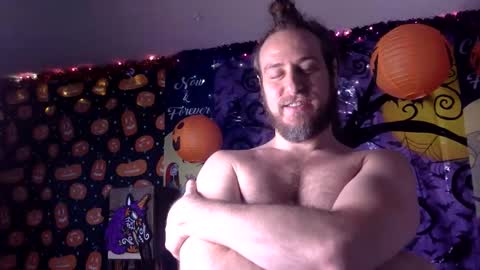 Snapshot of islanddudehawaii chatting on November 15, 12:30 am IslandDudeHawaii online show from November 15, 12:30 am