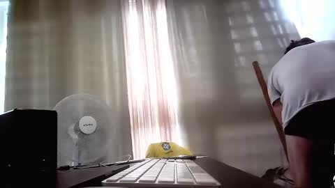 islandforfun online show from November 17, 1:50 pm