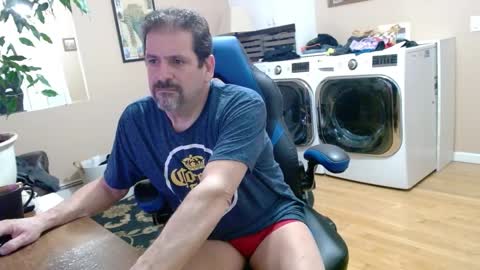 Snapshot of islandguy70 chatting on January 11, 11:12 am Jim online show from January 11, 11:12 am