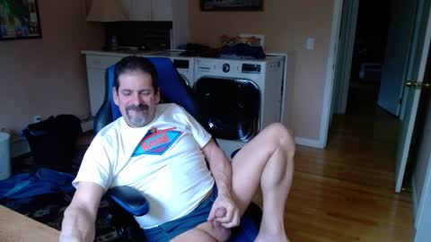 Snapshot of islandguy70 chatting on January 19, 6:32 pm Jim online show from January 19, 6:32 pm