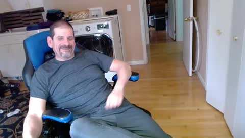 Snapshot of islandguy70 chatting on February 13, 5:44 pm Jim online show from February 13, 5:44 pm