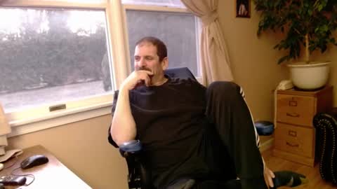 Snapshot of islandguy70 chatting on February 17, 10:36 pm Jim online show from February 17, 10:36 pm