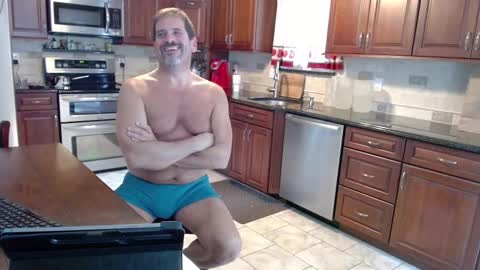 Snapshot of islandguy70 chatting on September 10, 9:15 pm Jim online show from September 10, 9:15 pm