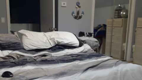 Snapshot of islandguy70 chatting on September 21, 2:35 am Jim online show from September 21, 2:35 am