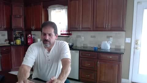 Snapshot of islandguy70 chatting on September 23, 9:07 pm Jim online show from September 23, 9:07 pm