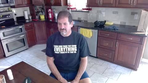 Snapshot of islandguy70 chatting on October 4, 12:47 pm Jim online show from October 4, 12:47 pm