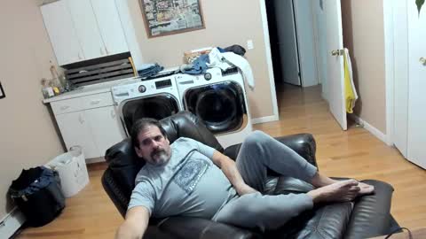 Snapshot of islandguy70 chatting on November 15, 10:15 pm Jim online show from November 15, 10:15 pm