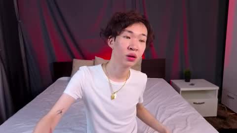 Snapshot of islendtakumi chatting on November 6, 4:46 am Takumi online show from November 6, 4:46 am