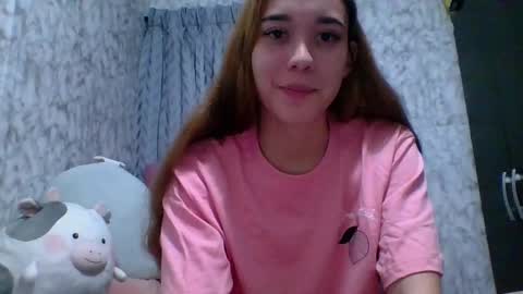 Snapshot of issa30213 chatting on December 31, 5:55 am Issa online show from December 31, 5:55 am