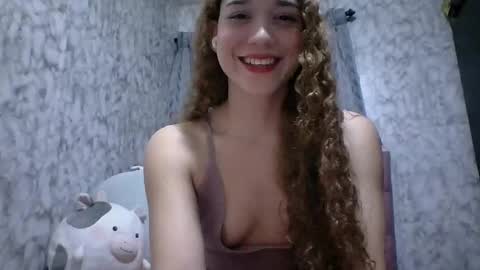 Snapshot of issa30213 chatting on January 15, 3:43 am Issa online show from January 15, 3:43 am