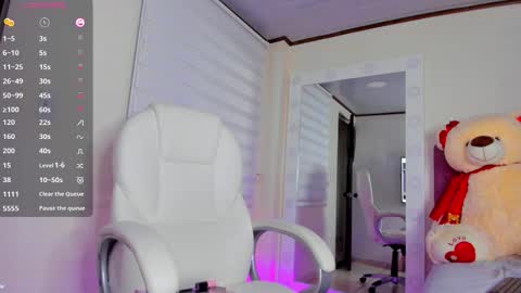 Snapshot of issabellarodriguez chatting on September 22, 10:45 pm Isa online show from September 22, 10:45 pm