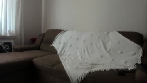 Issabelle online show from February 19, 10:23 am