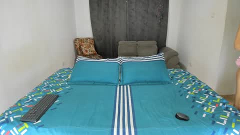 Isabella  online show from December 11, 5:32 am