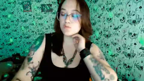 Yiz online show from March 14, 3:56 am
