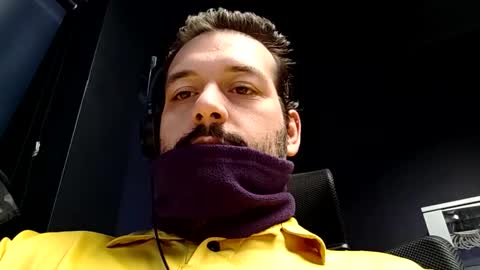 Snapshot of italianbigboy93 chatting on October 12, 9:19 am italianbigboy93 online show from October 12, 9:19 am