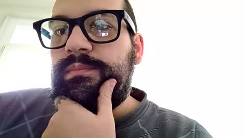 Snapshot of italianbigboy93 chatting on November 23, 9:31 am italianbigboy93 online show from November 23, 9:31 am