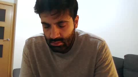 italianboybcn online show from January 2, 9:11 am