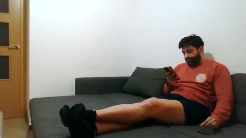 italianboybcn online show from January 5, 10:08 pm