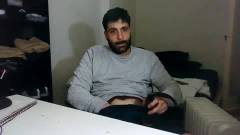 italianboybcn online show from January 16, 2:19 pm