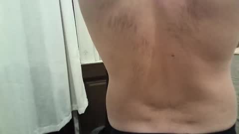 italianboybcn online show from September 15, 8:09 pm