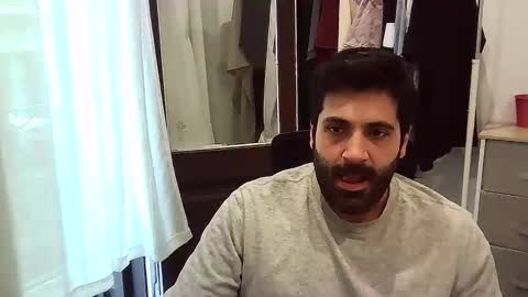 italianboybcn online show from October 1, 6:19 am