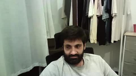 italianboybcn online show from October 7, 7:11 pm