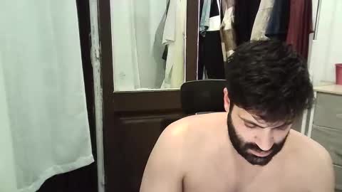 Snapshot of italianboybcn chatting on November 2, 10:34 pm italianboybcn online show from November 2, 10:34 pm