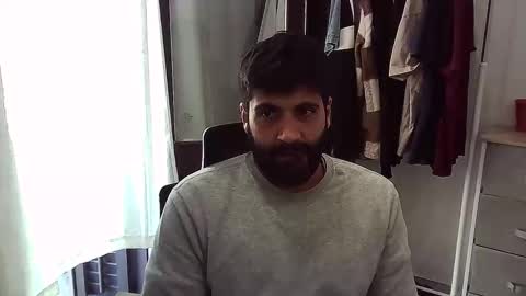 Snapshot of italianboybcn chatting on November 3, 1:34 pm italianboybcn online show from November 3, 1:34 pm