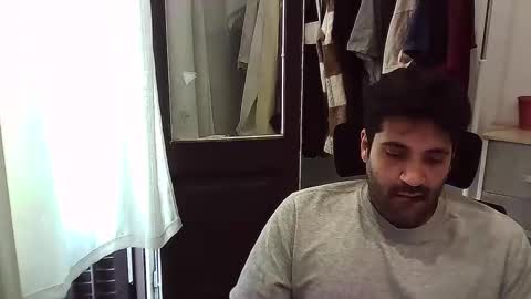 Snapshot of italianboybcn chatting on November 5, 8:25 am italianboybcn online show from November 5, 8:25 am