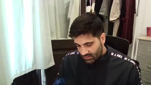 Snapshot of italianboybcn chatting on November 6, 9:21 am italianboybcn online show from November 6, 9:21 am