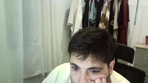 Snapshot of italianboybcn chatting on November 8, 7:52 am italianboybcn online show from November 8, 7:52 am