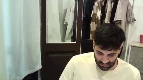 Snapshot of italianboybcn chatting on November 9, 8:12 am italianboybcn online show from November 9, 8:12 am