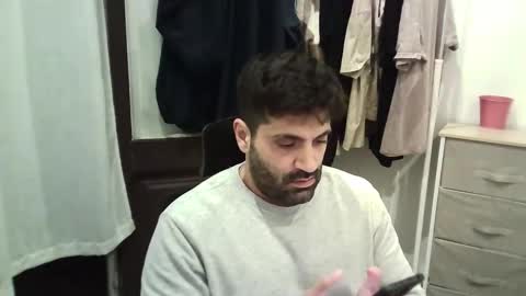 Snapshot of italianboybcn chatting on November 9, 8:18 pm italianboybcn online show from November 9, 8:18 pm