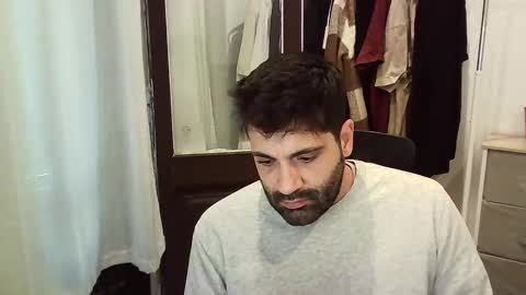 Snapshot of italianboybcn chatting on November 11, 8:36 am italianboybcn online show from November 11, 8:36 am