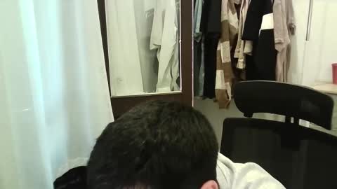 Snapshot of italianboybcn chatting on November 17, 9:26 am italianboybcn online show from November 17, 9:26 am