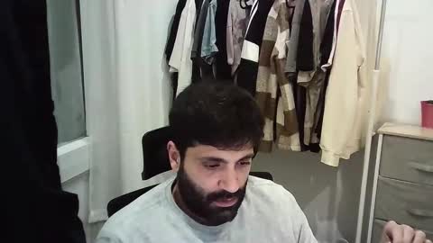 Snapshot of italianboybcn chatting on November 22, 10:53 pm italianboybcn online show from November 22, 10:53 pm