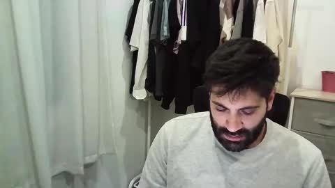 Snapshot of italianboybcn chatting on November 24, 6:13 am italianboybcn online show from November 24, 6:13 am