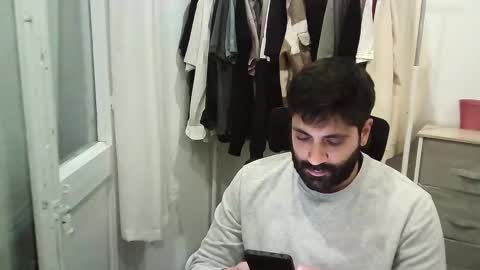 Snapshot of italianboybcn chatting on November 24, 6:18 pm italianboybcn online show from November 24, 6:18 pm