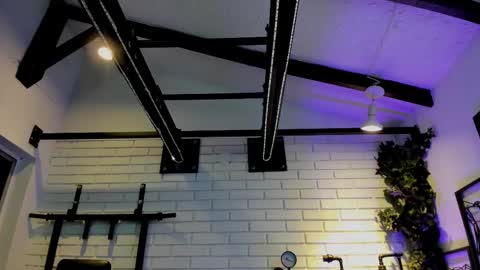 Snapshot of italomoore chatting on September 11, 11:10 am Italo Moore online show from September 11, 11:10 am