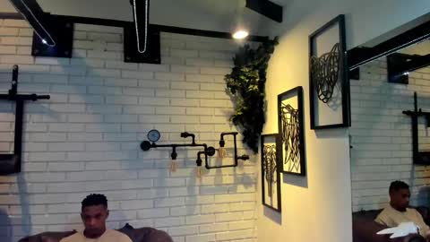 Snapshot of italomoore chatting on September 28, 11:04 am Italo Moore online show from September 28, 11:04 am