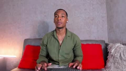 Snapshot of itanxfor chatting on November 6, 12:17 pm itanxfor online show from November 6, 12:17 pm