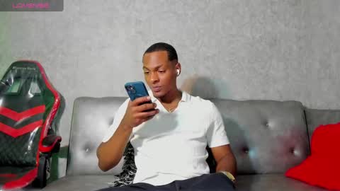 Snapshot of itanxfor chatting on November 16, 12:55 pm itanxfor online show from November 16, 12:55 pm