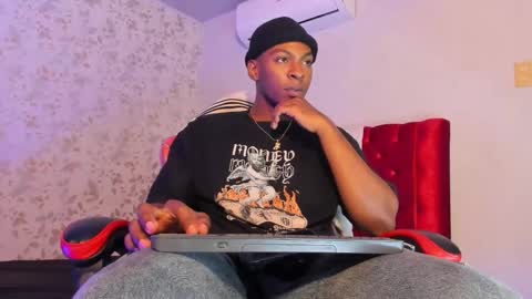 Snapshot of itanxfor chatting on November 28, 1:25 pm itanxfor online show from November 28, 1:25 pm