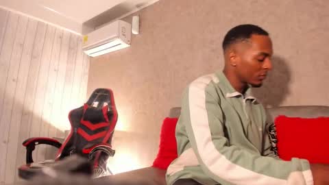 Snapshot of itanxfor chatting on November 30, 12:53 pm itanxfor online show from November 30, 12:53 pm