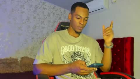 Snapshot of itanxfor chatting on December 15, 12:31 pm itanxfor online show from December 15, 12:31 pm